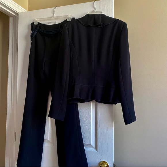 Pant suit color dark Navy fully lined like new worn once - Picture 2 of 2